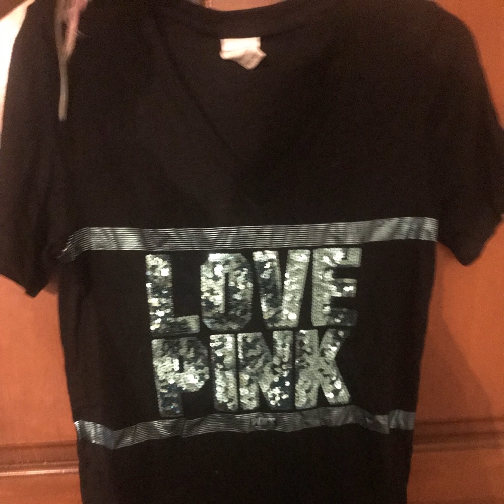 VS PINK shirt